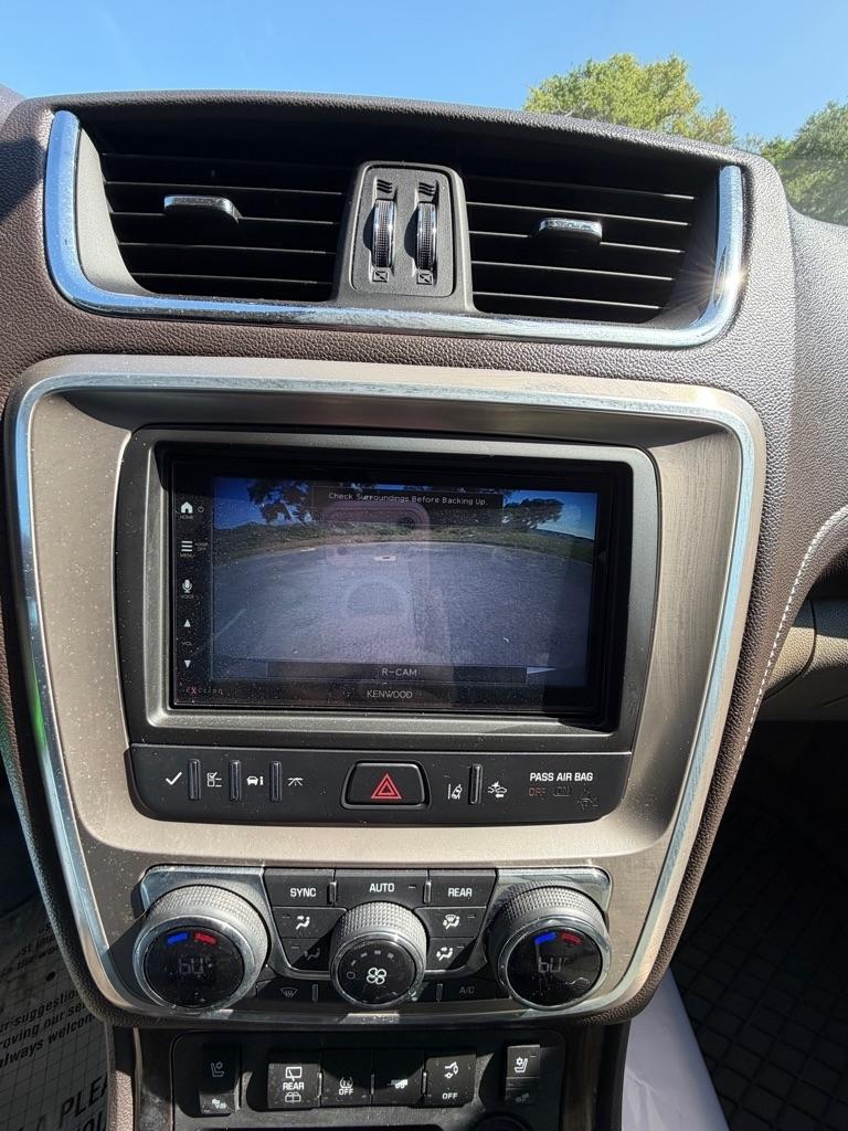 GMC Acadia FWD 4dr Denali 2014