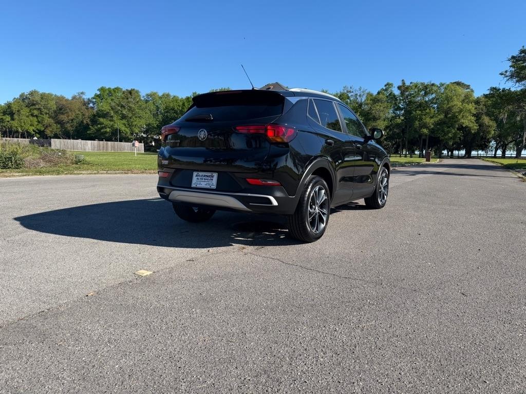 Buick Encore GX FWD 4dr Select 2021
