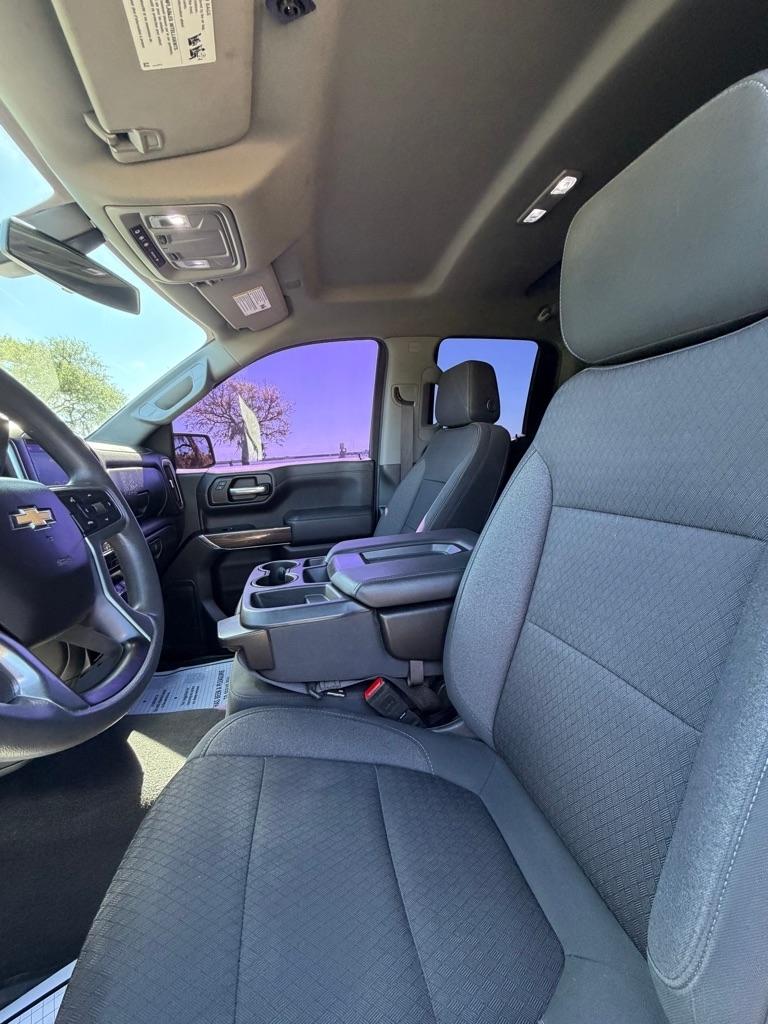 Chevrolet Silverado 1500 4WD Double Cab 147" LT 2020