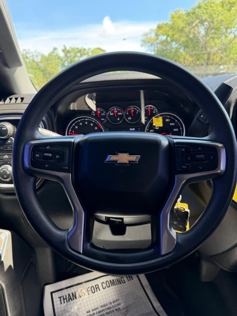 Chevrolet Silverado 1500 4WD Double Cab 147" LT 2020