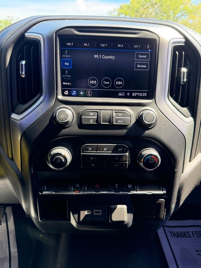 Chevrolet Silverado 1500 4WD Double Cab 147" LT 2020