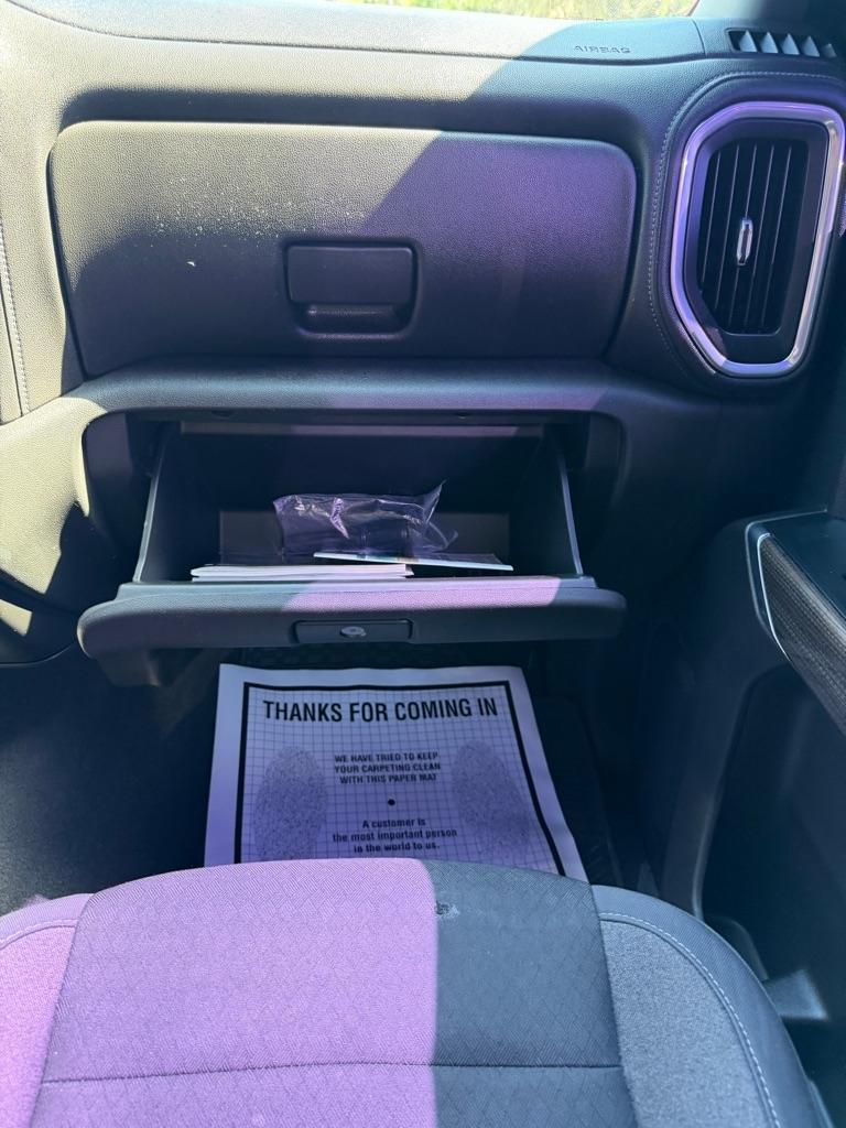 Chevrolet Silverado 1500 4WD Double Cab 147" LT 2020