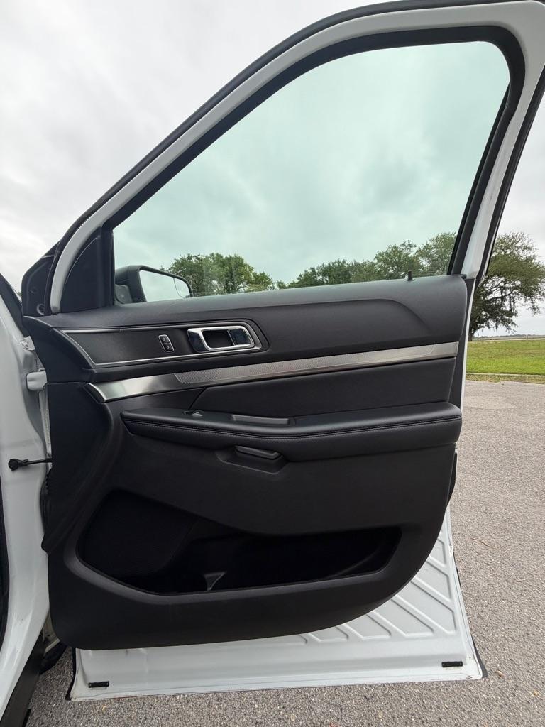 Ford Explorer XLT FWD 2018