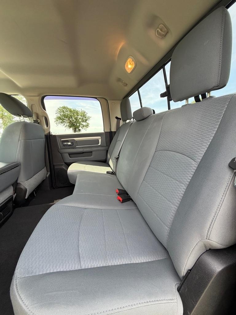 RAM 1500 Classic SLT 4x2 Crew Cab 6'4" Box 2019