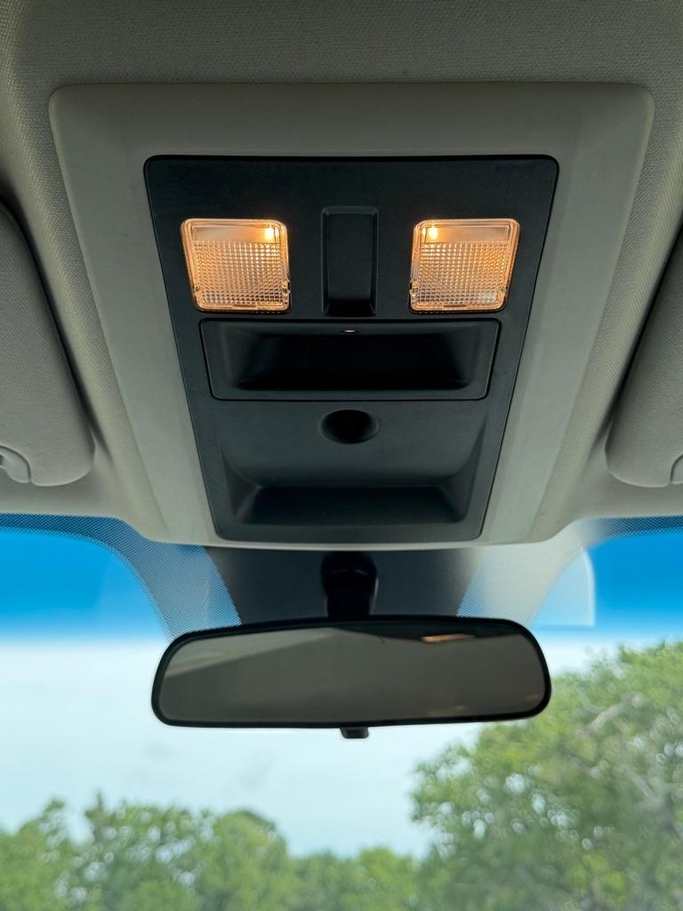 RAM 1500 Classic SLT 4x2 Crew Cab 6'4" Box 2019