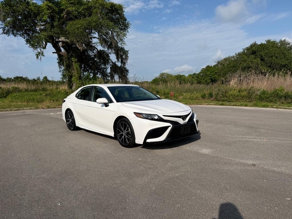Toyota Camry SE Auto (Natl) 2023