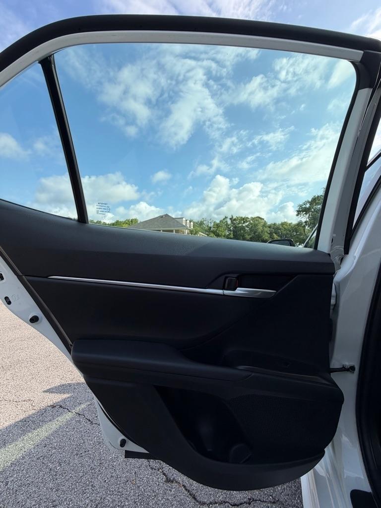 Toyota Camry SE Auto (Natl) 2023