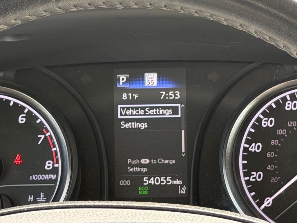 Toyota Camry SE Auto (Natl) 2023