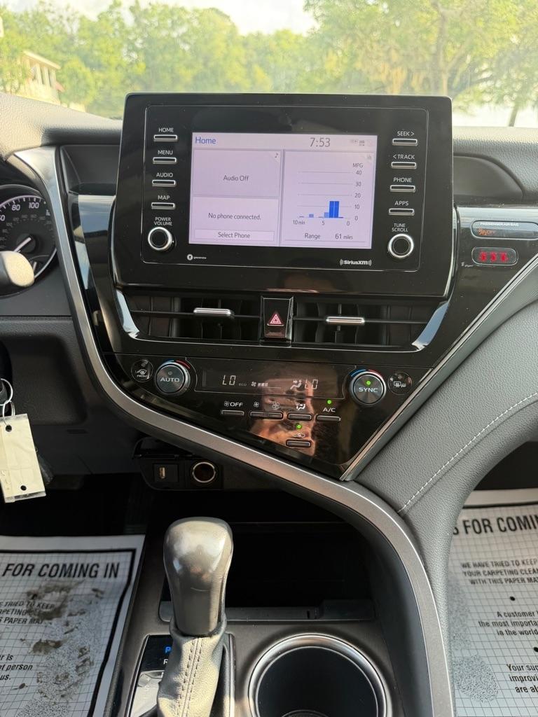 Toyota Camry SE Auto (Natl) 2023
