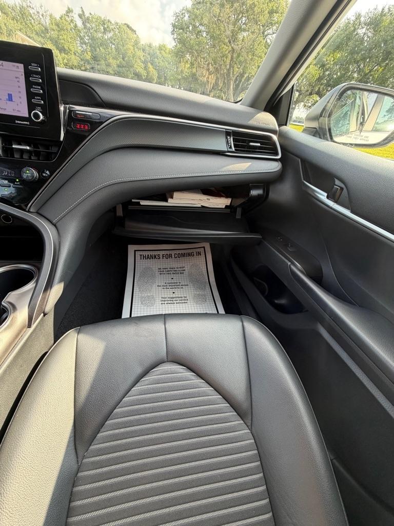 Toyota Camry SE Auto (Natl) 2023