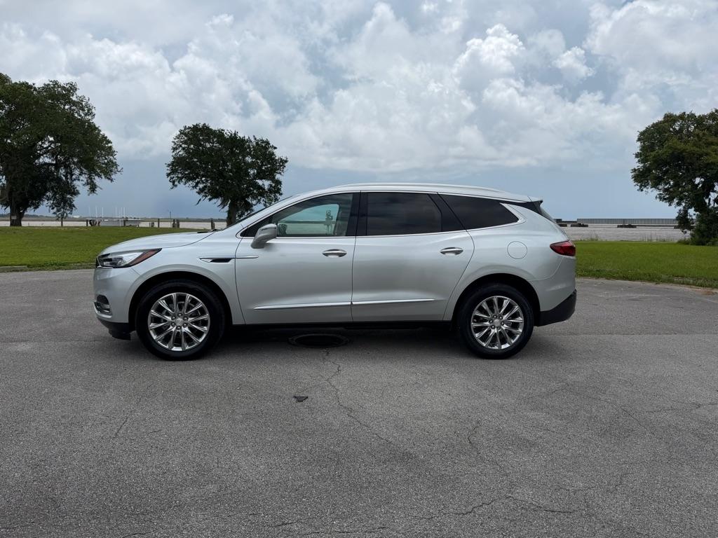 Buick Enclave FWD 4dr Essence 2020