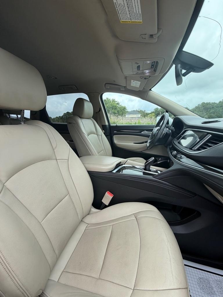Buick Enclave FWD 4dr Essence 2020