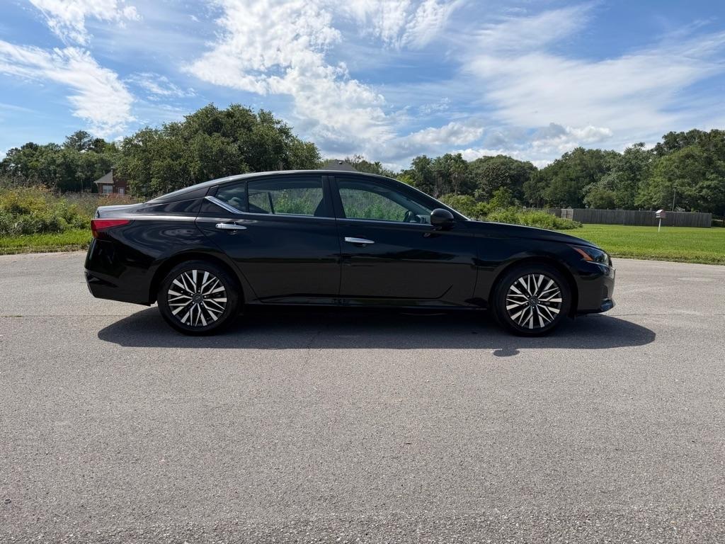 Nissan Altima SV FWD 2025