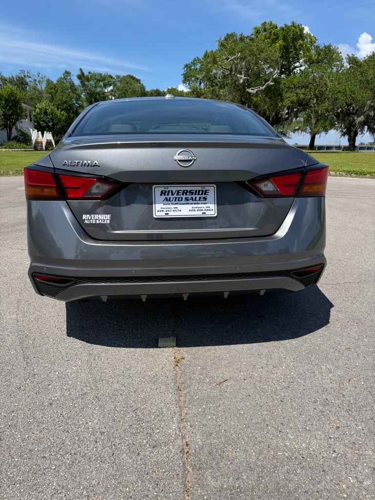 Nissan Altima SV FWD 2025