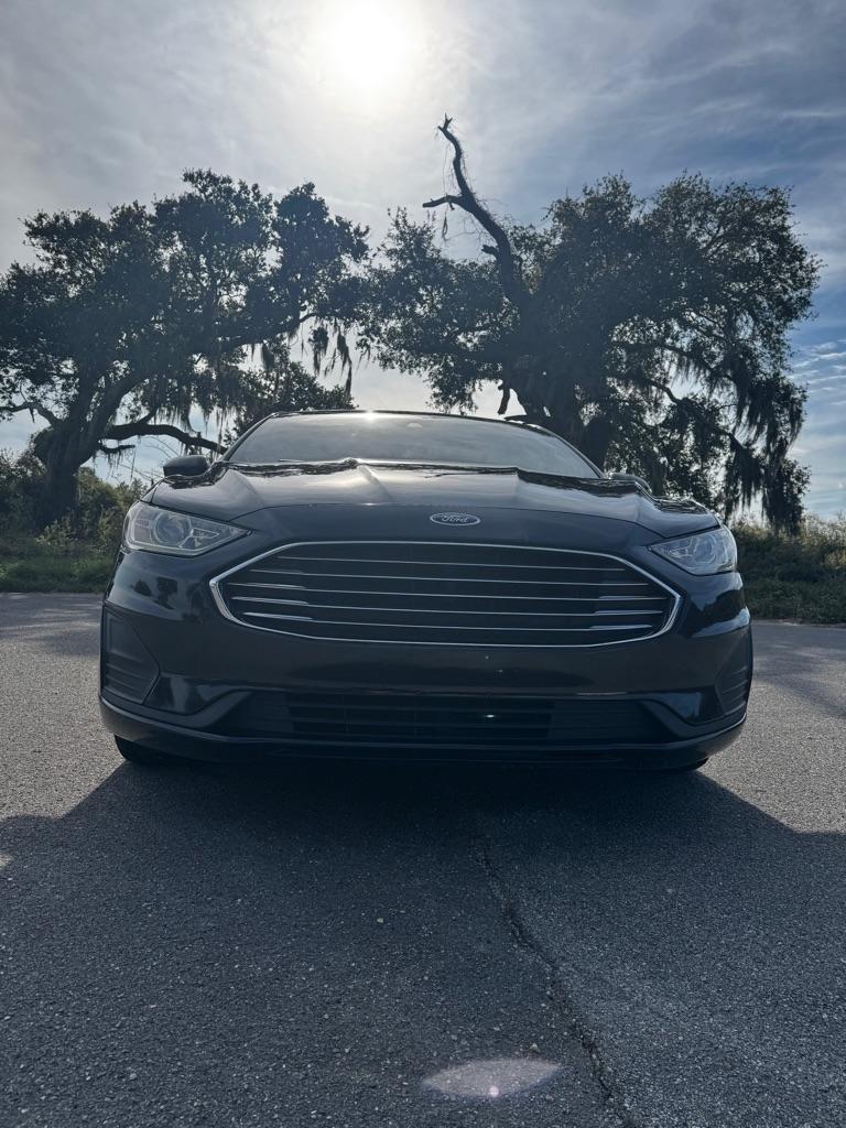 Ford Fusion Hybrid SE FWD 2019
