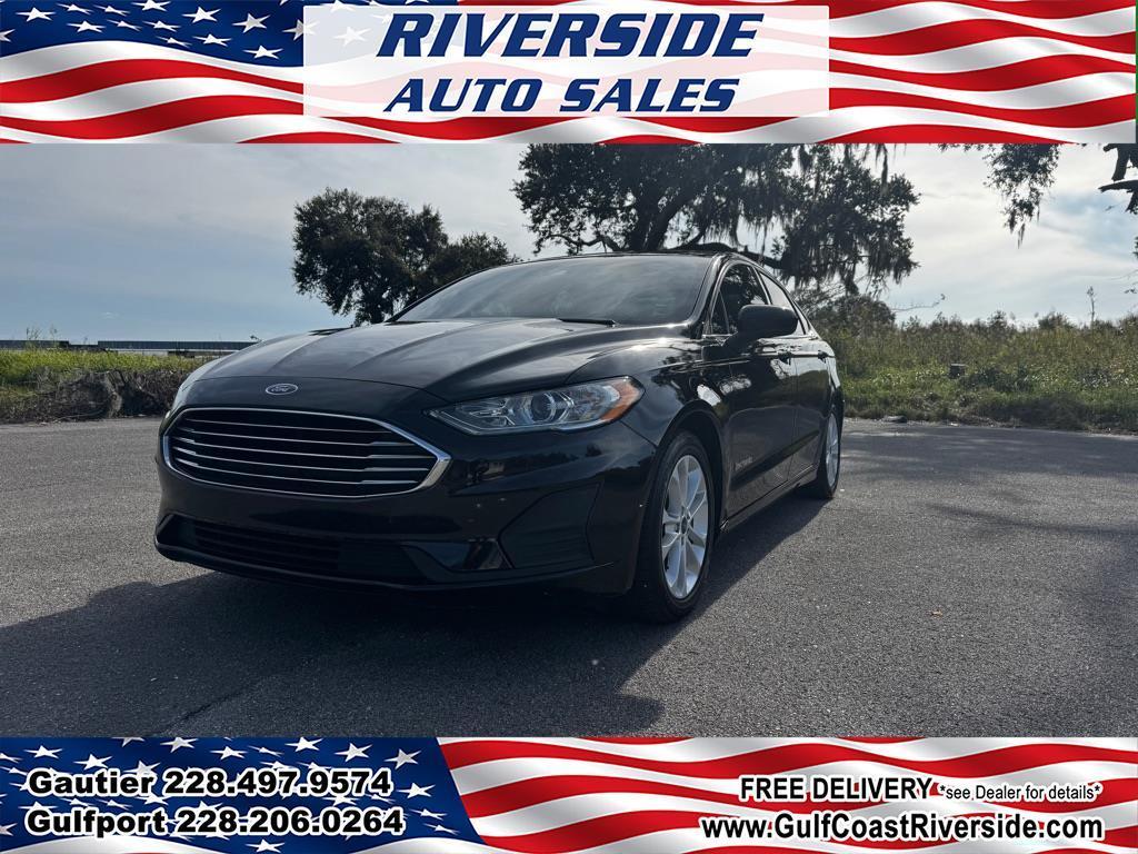 Ford Fusion Hybrid SE FWD 2019