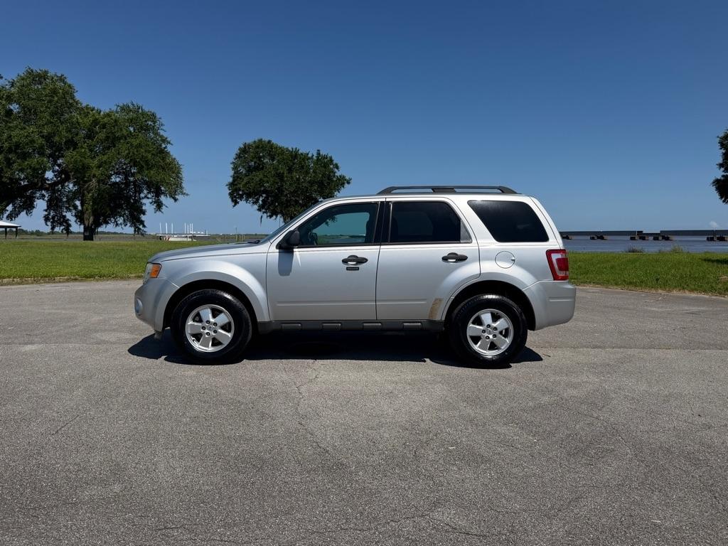 Ford Escape 4WD 4dr XLT 2012