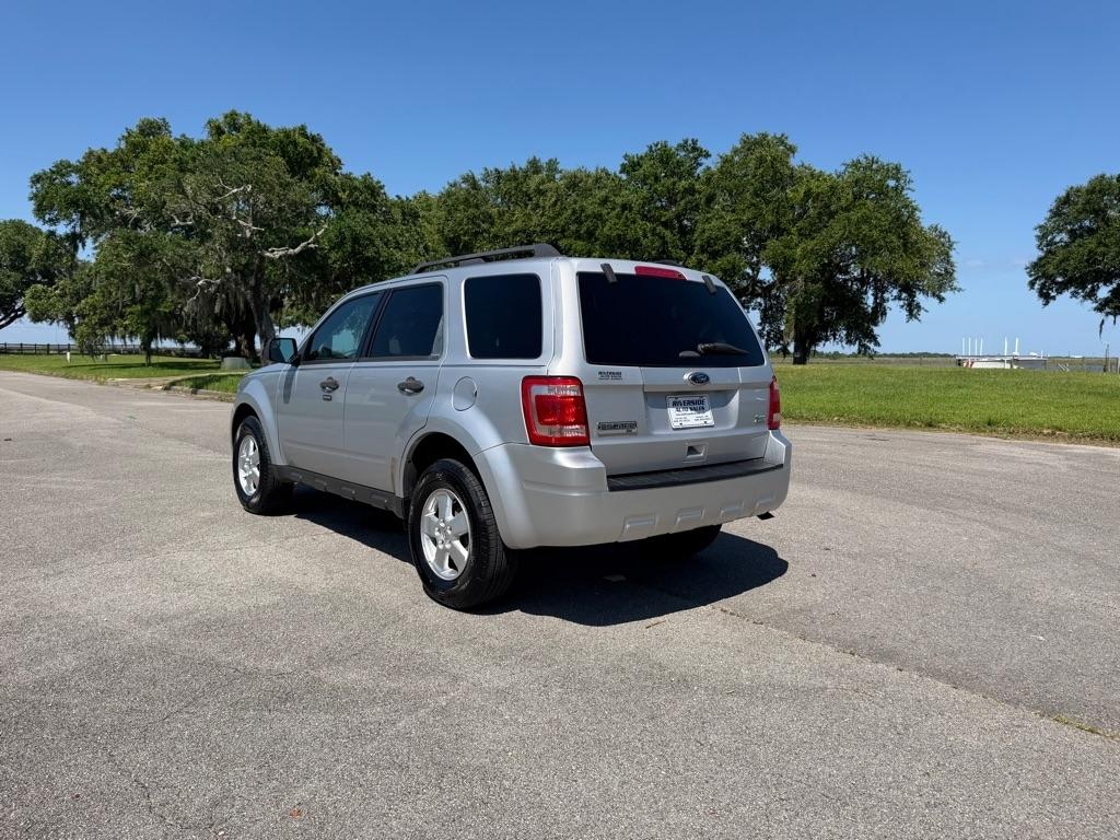 Ford Escape 4WD 4dr XLT 2012
