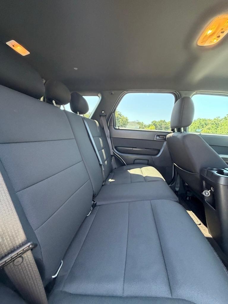 Ford Escape 4WD 4dr XLT 2012