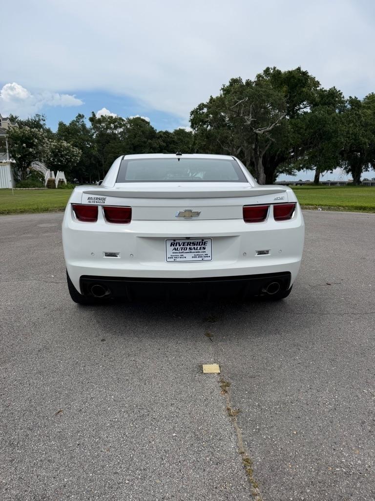 Chevrolet Camaro 2dr Cpe SS w/2SS 2013