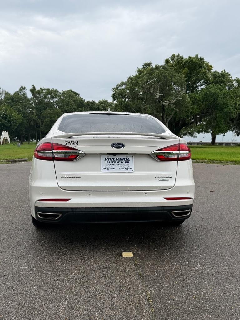 Ford Fusion Titanium FWD 2019