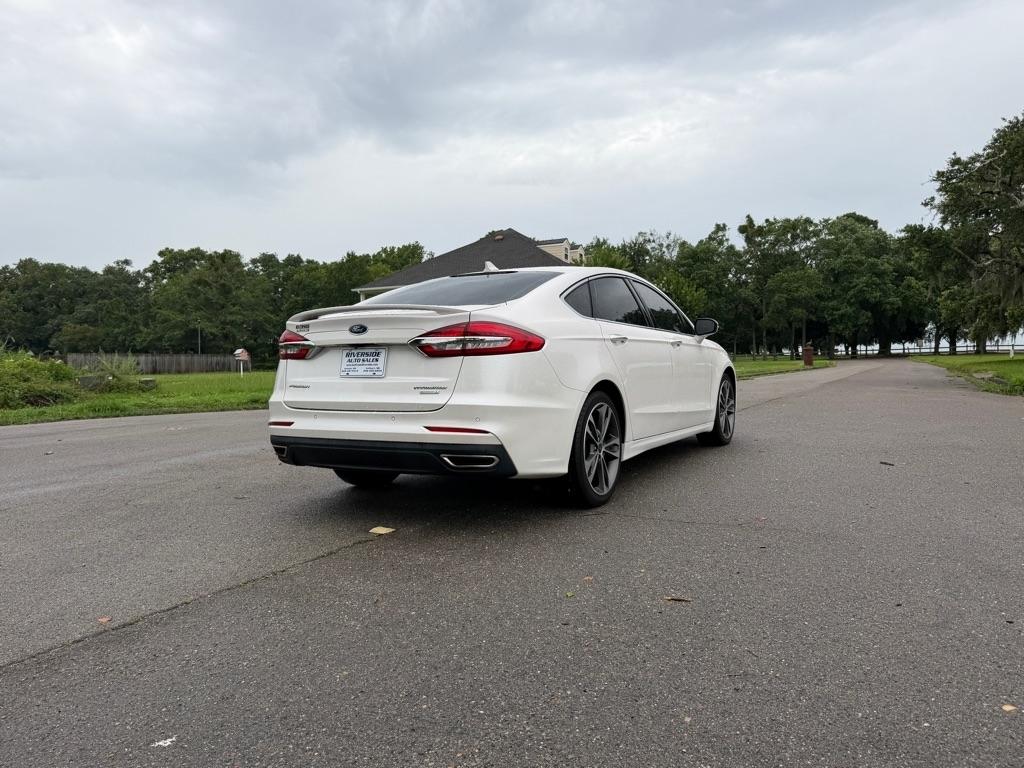 Ford Fusion Titanium FWD 2019
