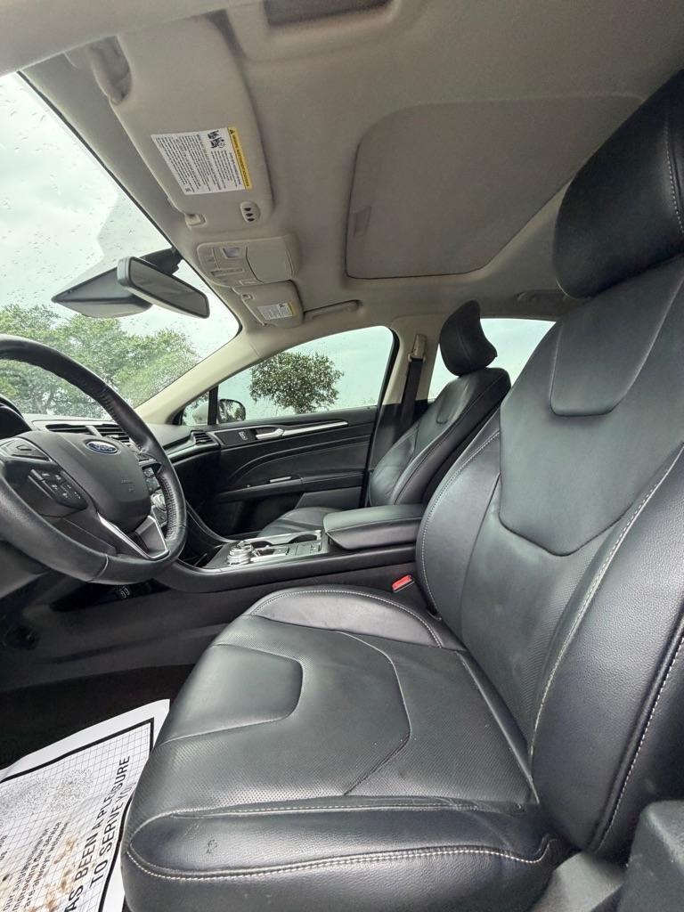Ford Fusion Titanium FWD 2019