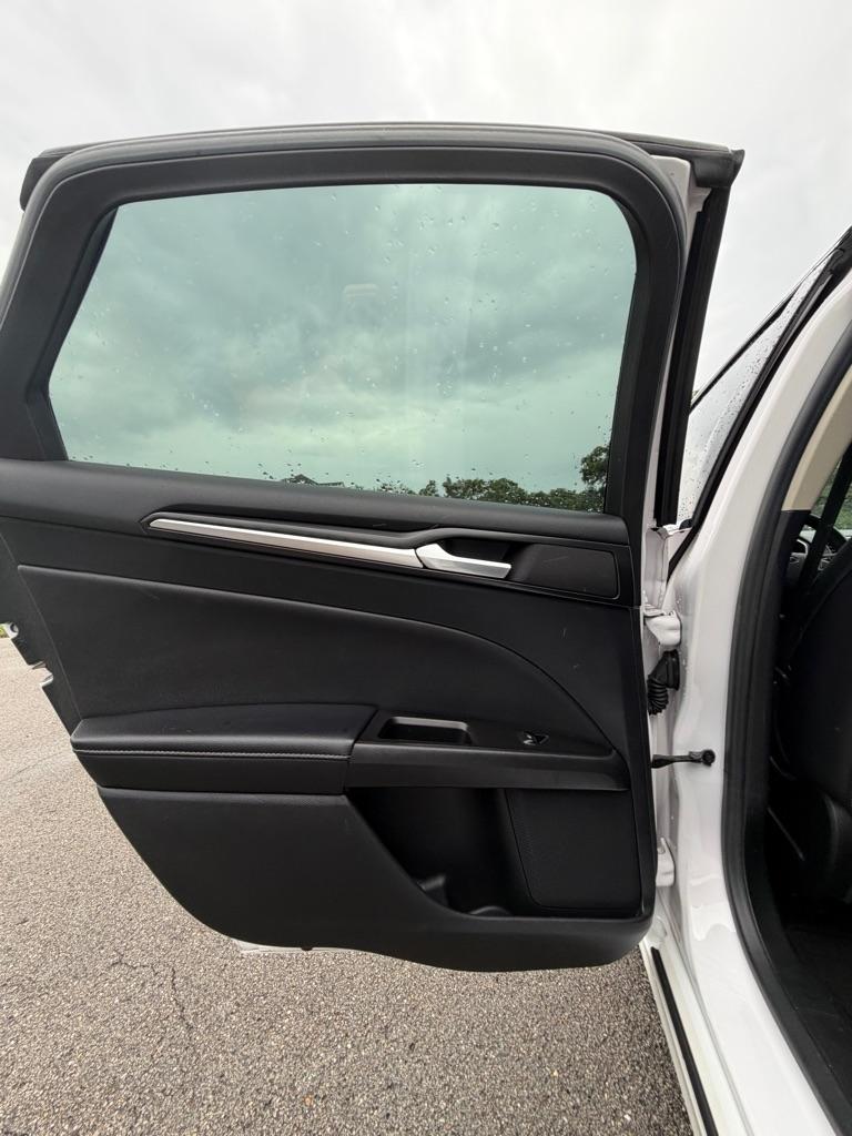 Ford Fusion Titanium FWD 2019