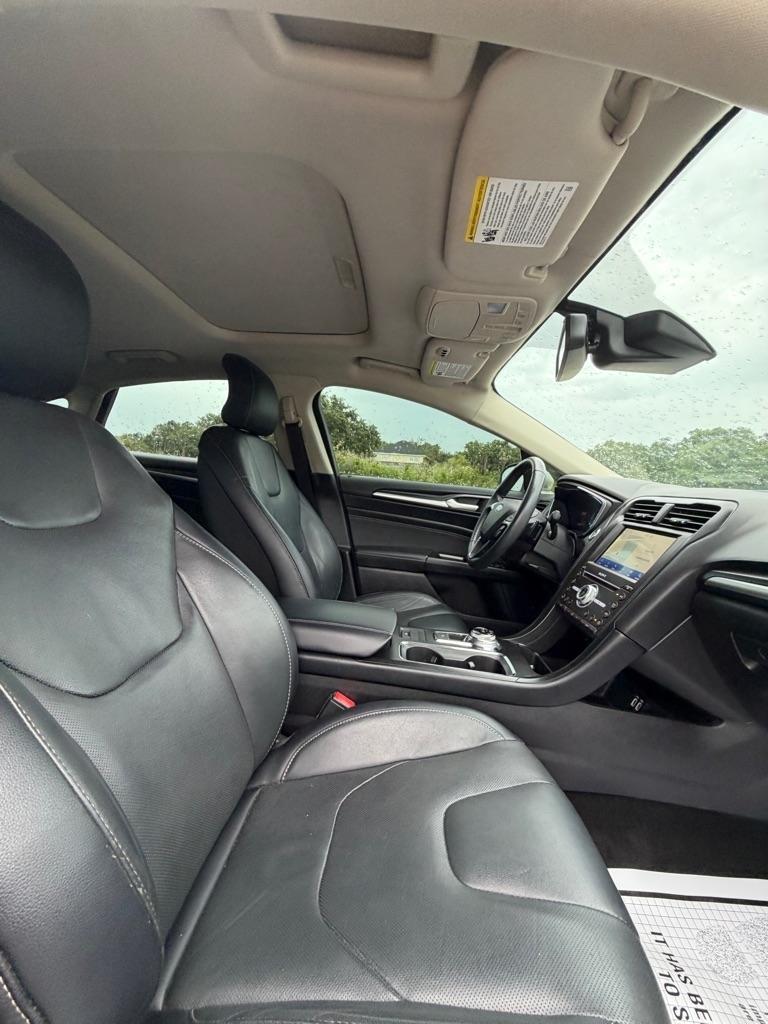 Ford Fusion Titanium FWD 2019