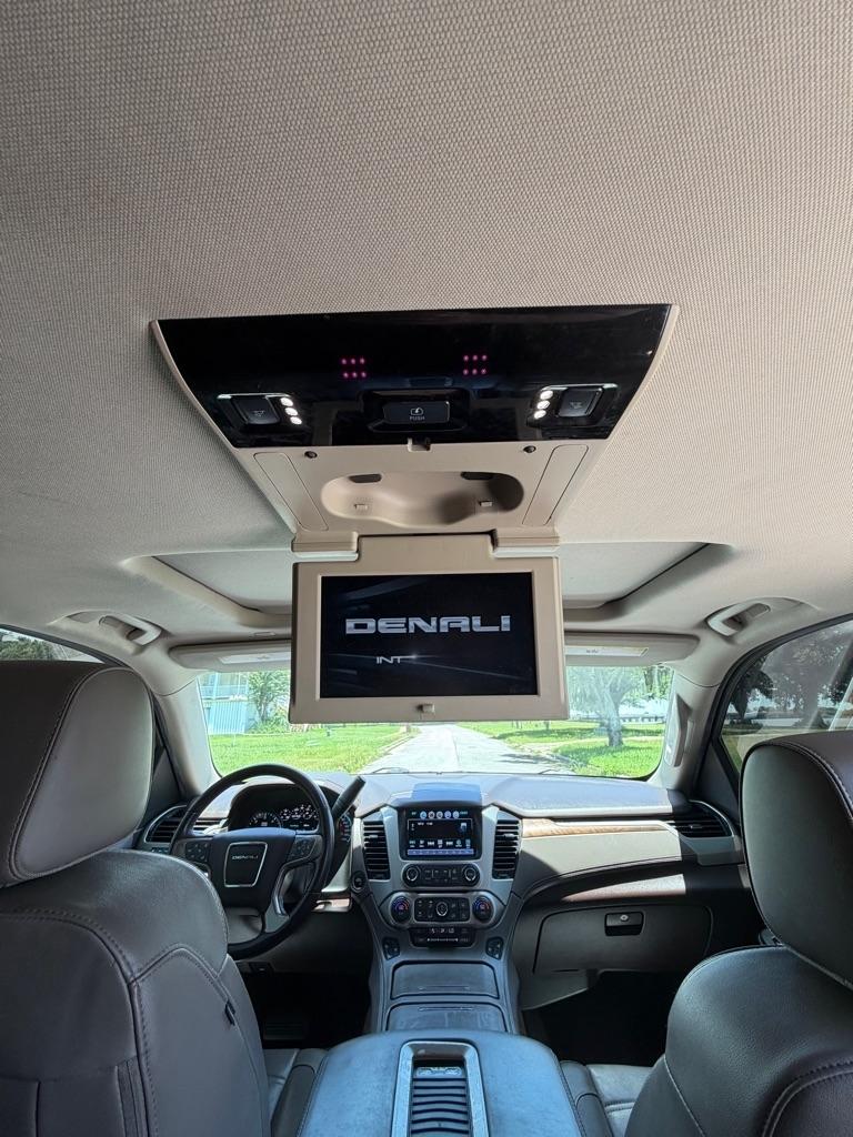 GMC Yukon 2WD 4dr Denali 2019