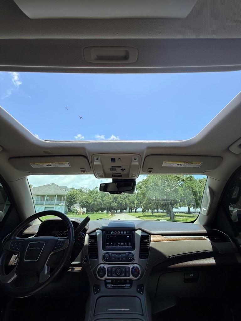 GMC Yukon 2WD 4dr Denali 2019