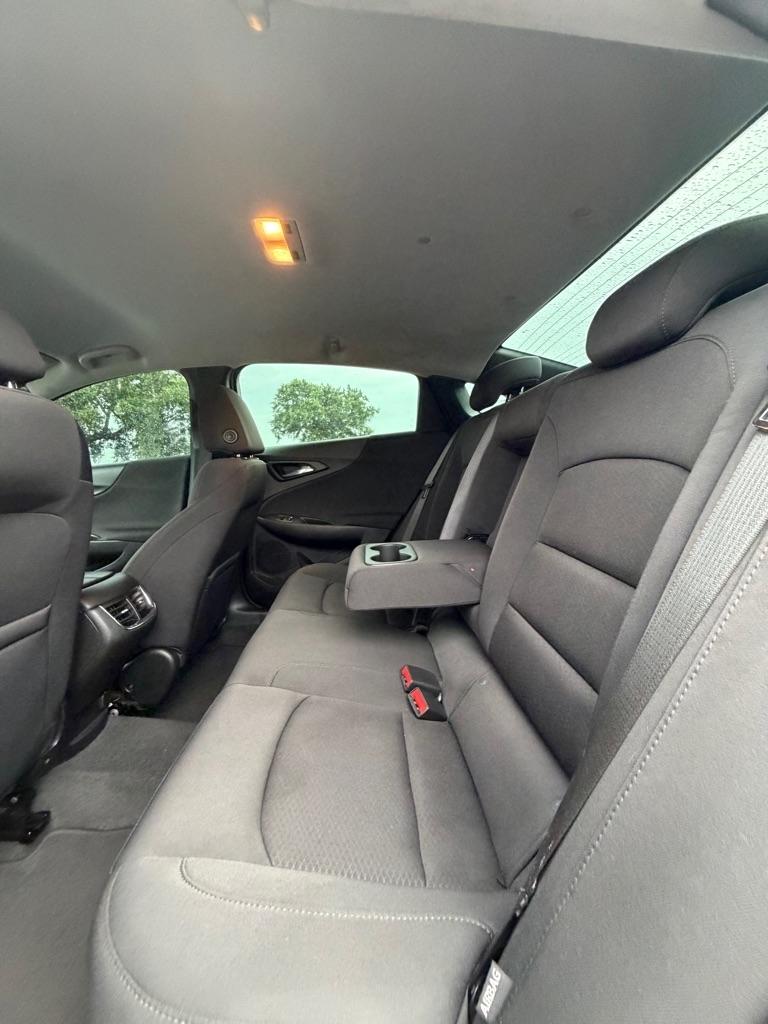 Chevrolet Malibu 4dr Sdn LT 2021