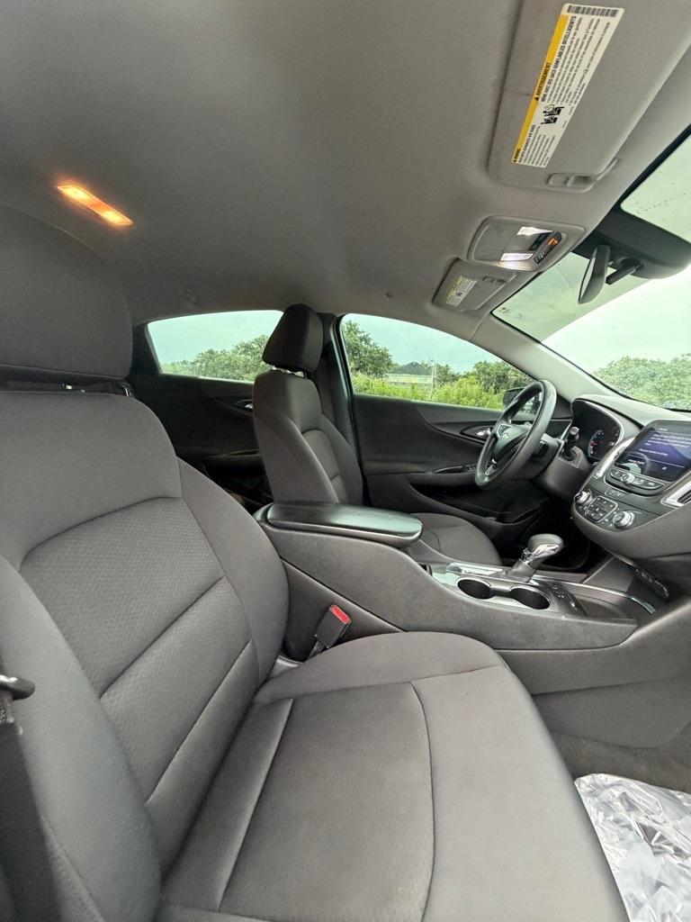 Chevrolet Malibu 4dr Sdn LT 2021