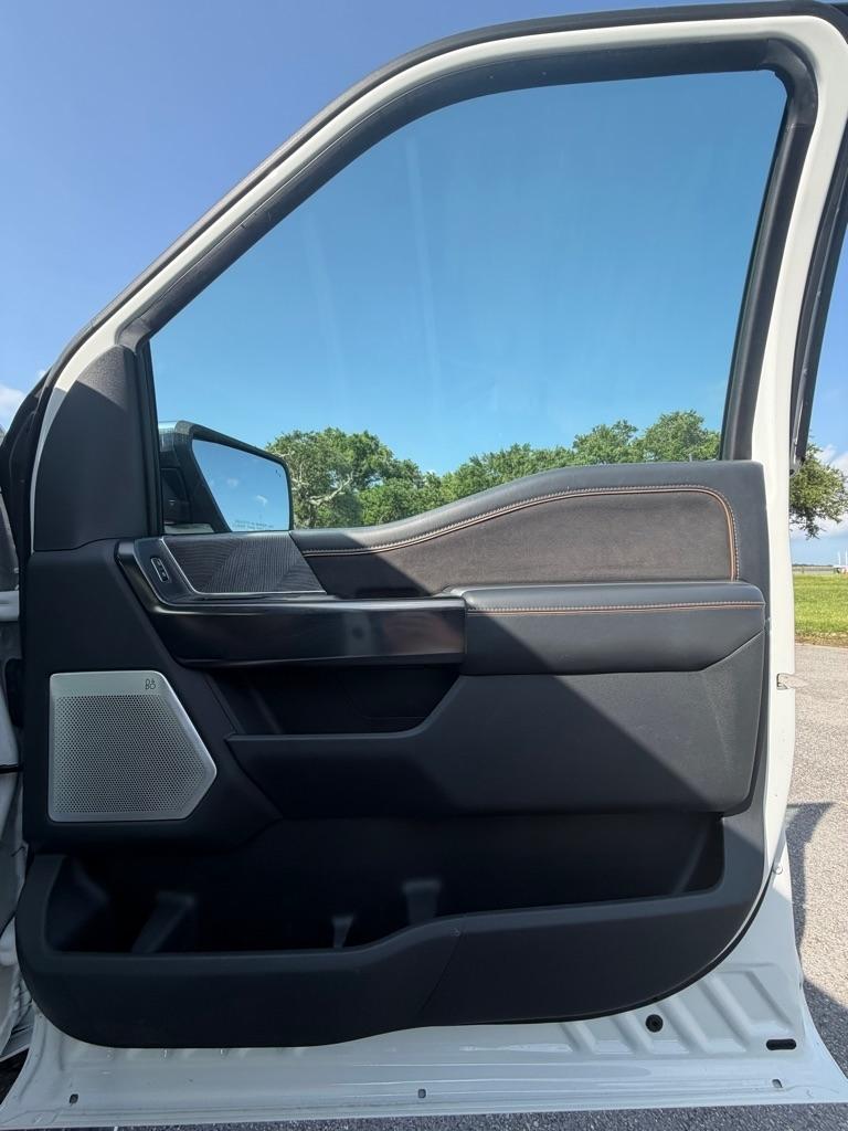 Ford F-150 Platinum 4WD SuperCrew 5.5' Box 2021