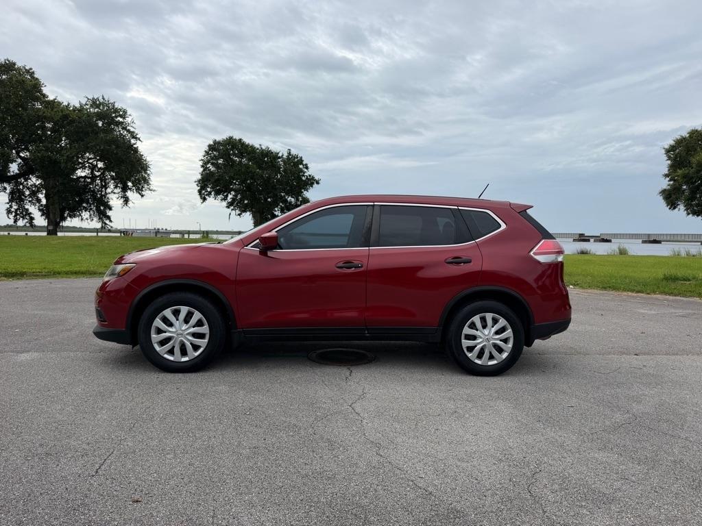 Nissan Rogue FWD 4dr S 2016