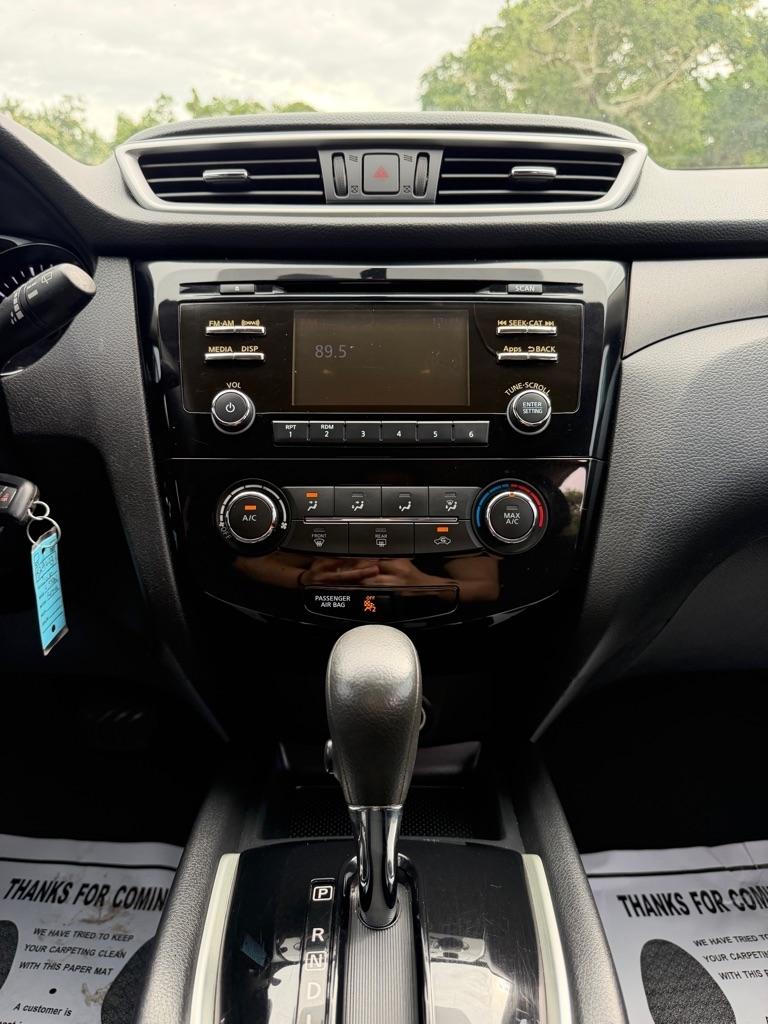 Nissan Rogue FWD 4dr S 2016