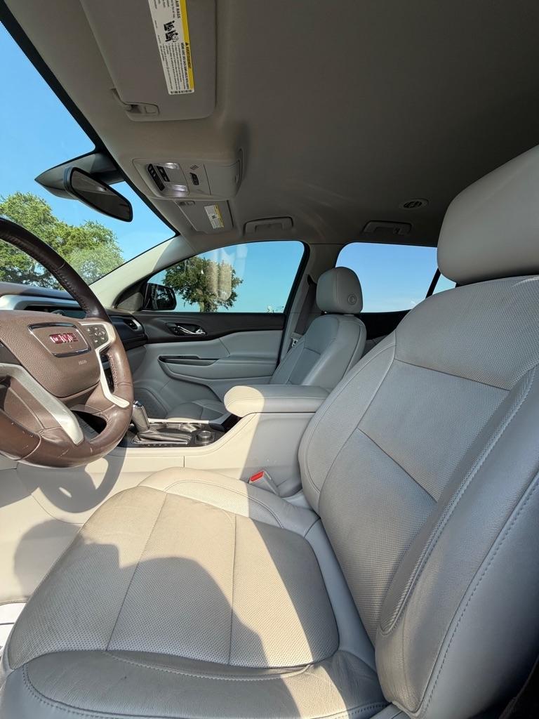 GMC Acadia FWD 4dr SLT w/SLT-1 2019