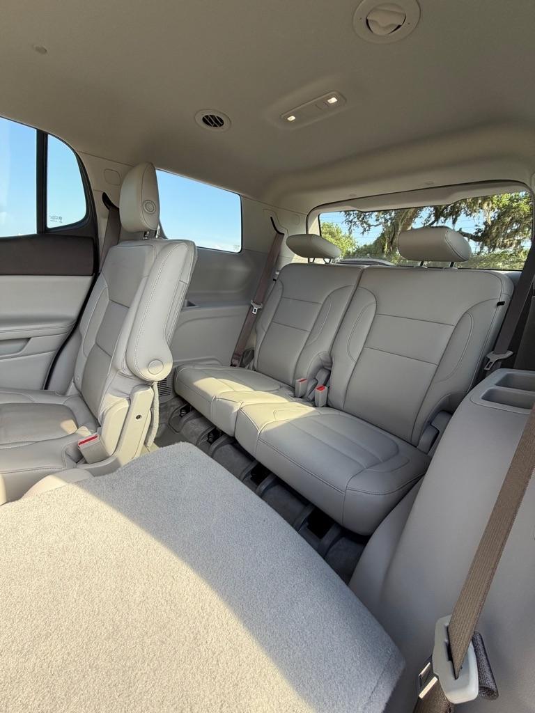 GMC Acadia FWD 4dr SLT w/SLT-1 2019