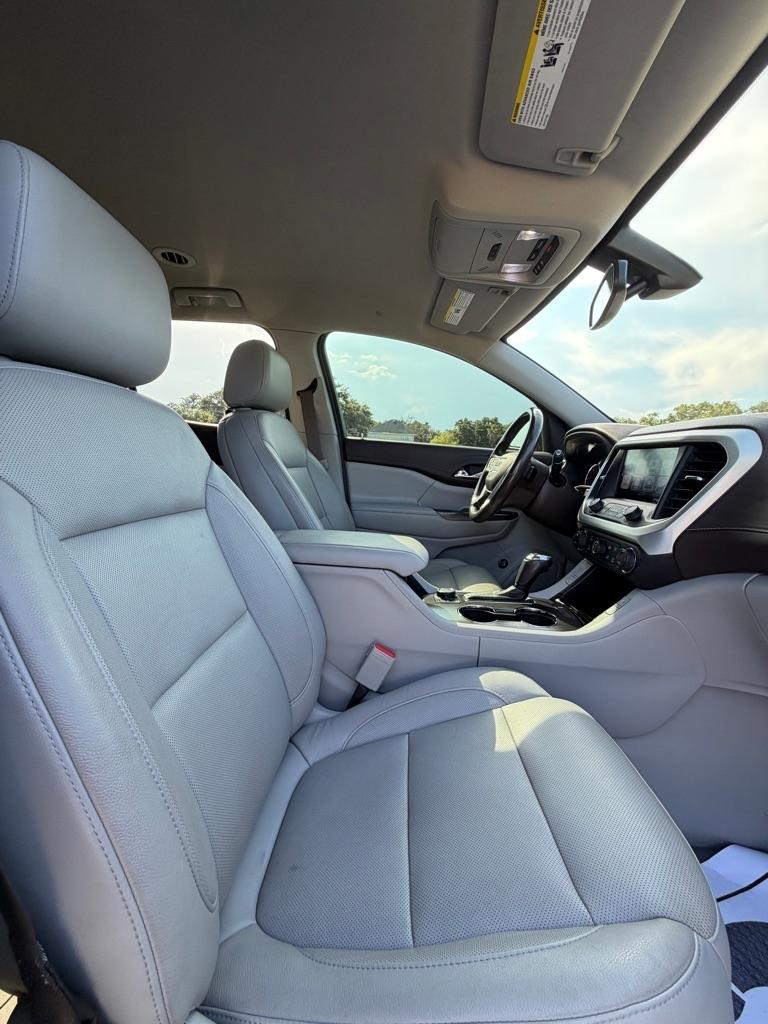GMC Acadia FWD 4dr SLT w/SLT-1 2019