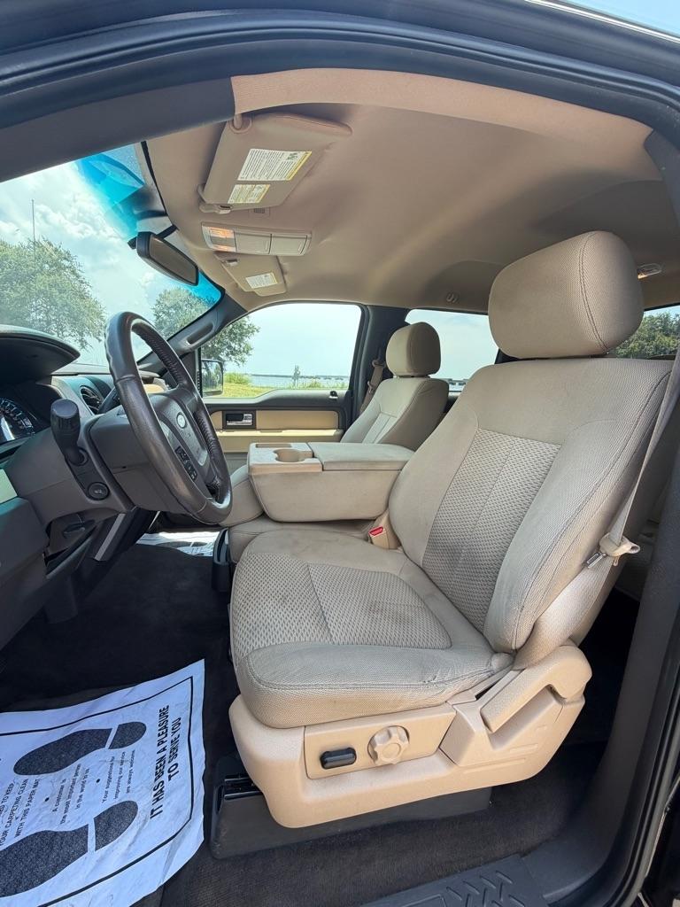 Ford F-150 2WD SuperCrew 145" XL 2014