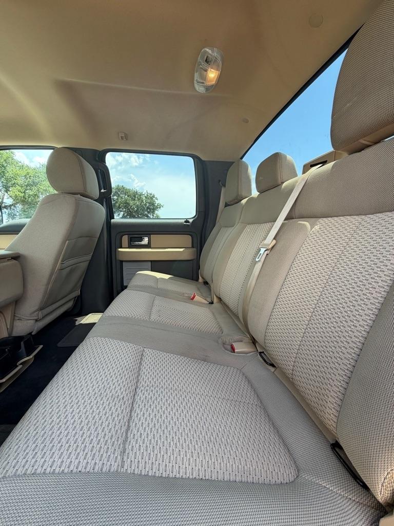 Ford F-150 2WD SuperCrew 145" XL 2014