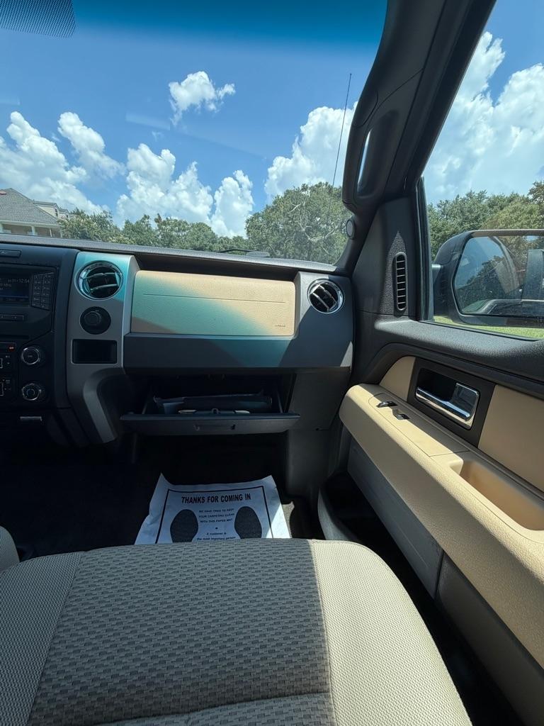Ford F-150 2WD SuperCrew 145" XL 2014