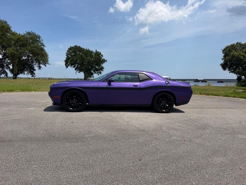 Dodge Challenger SXT RWD 2018