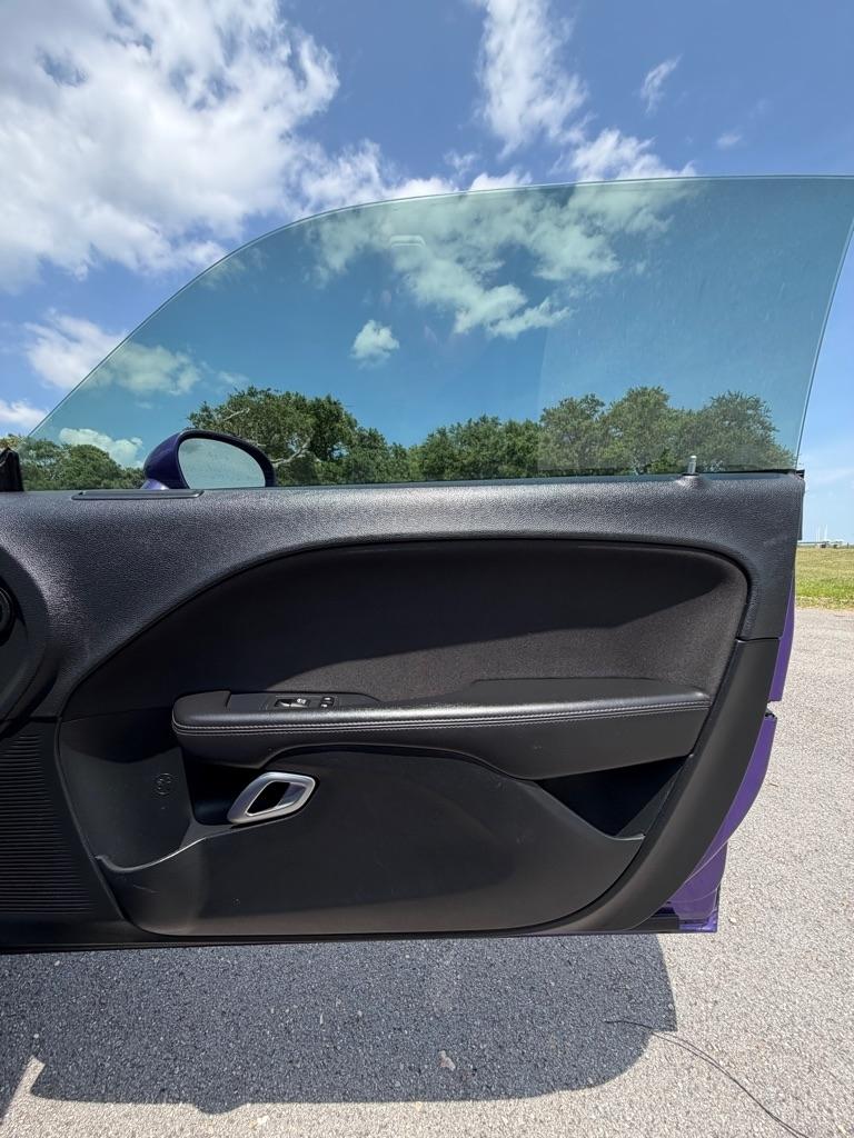 Dodge Challenger SXT RWD 2018