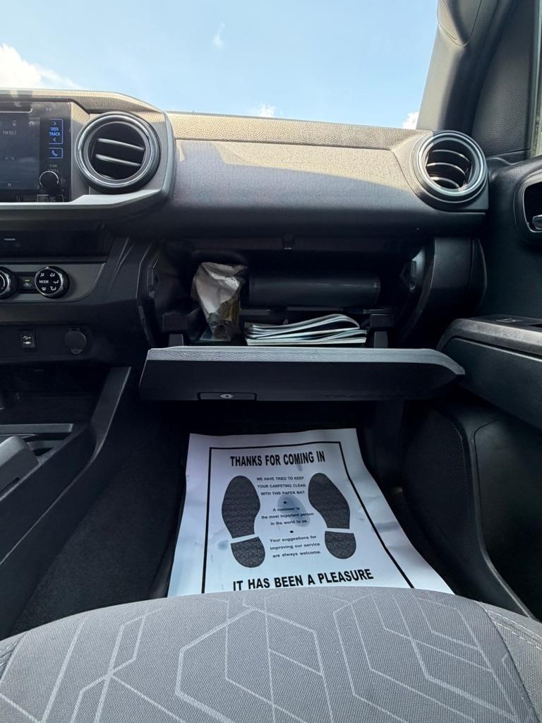 Toyota Tacoma SR5 Double Cab 5' Bed V6 4x2 AT (Natl) 2017