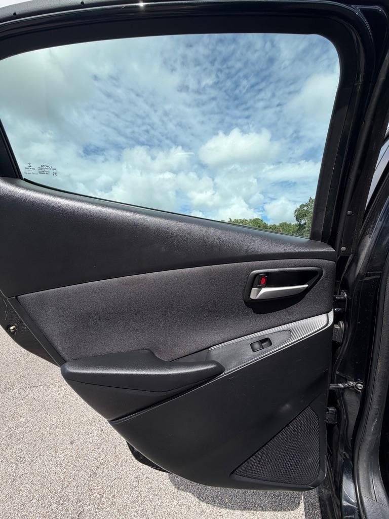 Toyota Yaris Sedan L Manual (Natl) 2019