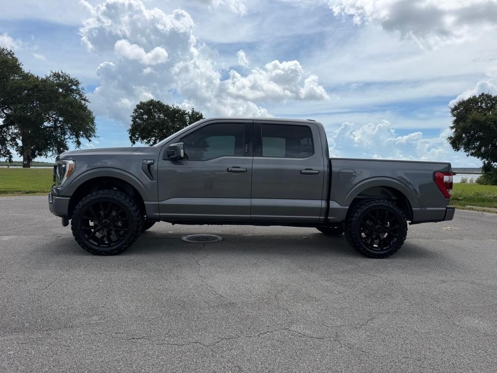 Ford F-150 photo 2