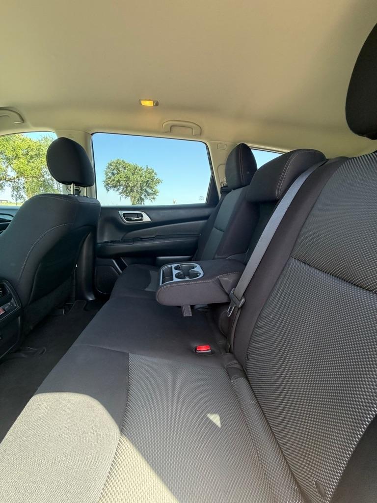 Nissan Pathfinder FWD S 2019
