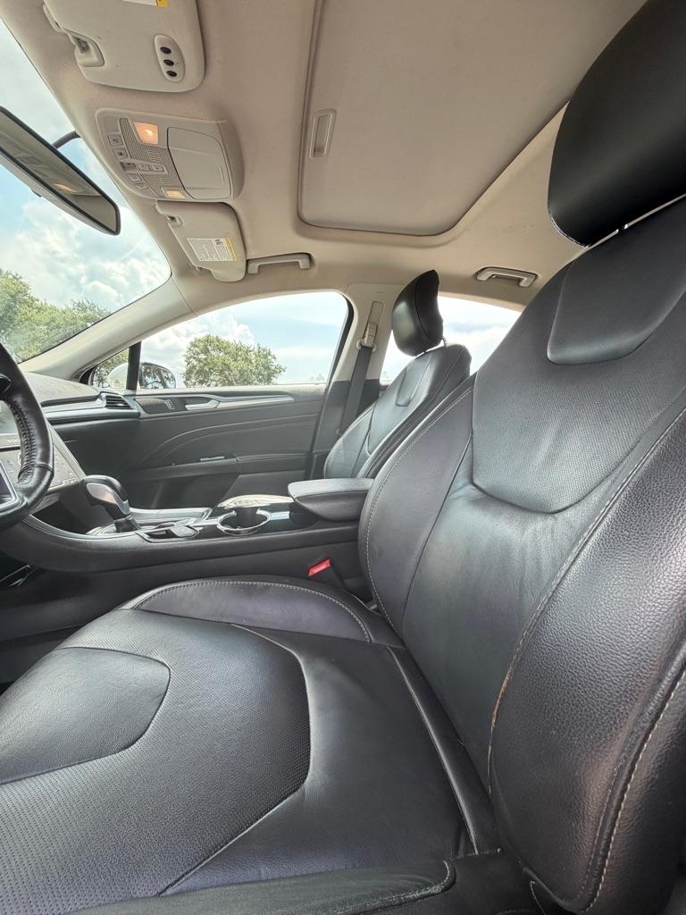 Ford Fusion 4dr Sdn Titanium FWD 2015