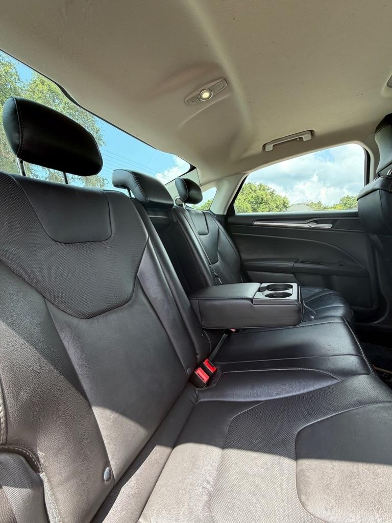 Ford Fusion 4dr Sdn Titanium FWD 2015